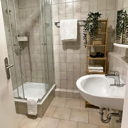 Apartment Nami - Robin - Helle Mitten In Der Stadt Memmingen
