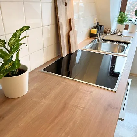 Nami - Robin - Helle Mitten In Der Stadt *