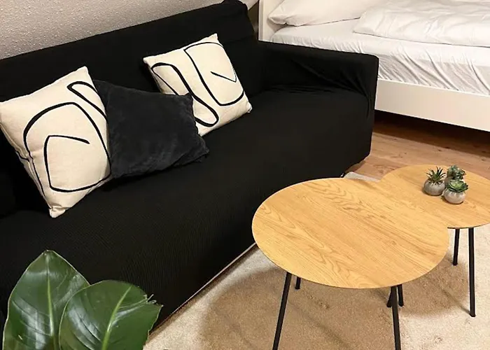Nami - Robin - Helle Mitten In Der Stadt Apartamento Memmingen